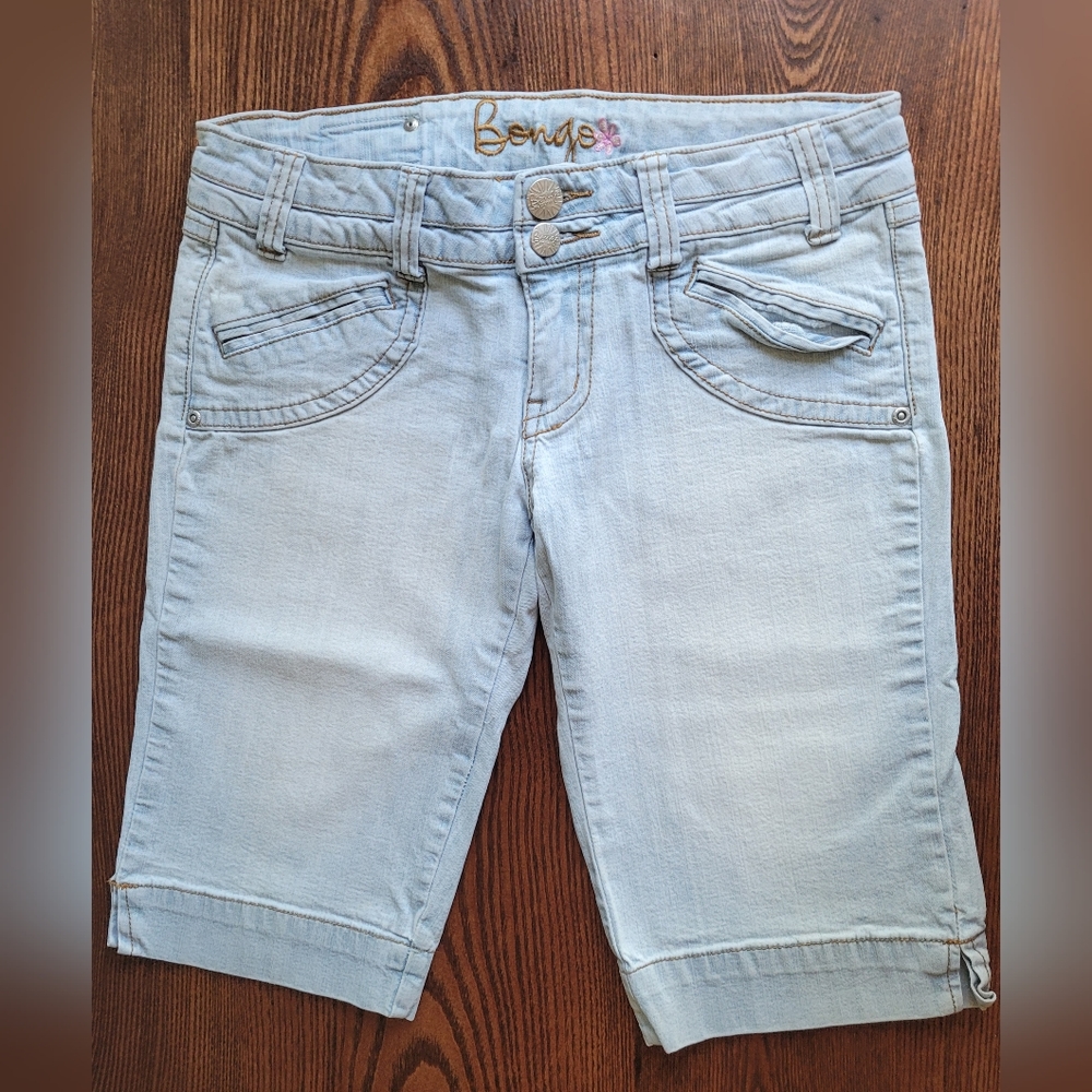 2 /$15  Bongo Stonewash Stretch Denim Shorts Low rise Long US Size 7